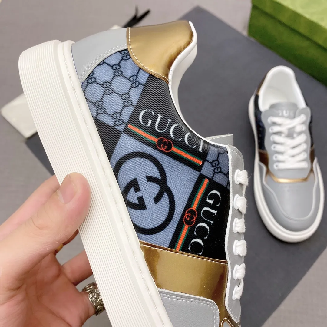 p380 【GUCCI】Gucci men’s casual shoes are absolutely popular 🔥The ultimate matching item for handsome men! The charm of super texture is irresistible, the main recommendation, the flower leather color is bright! The upper is made of high-quality fabrics, the leather lining is used for the feet, and the wear-resistant rubber sole is noble and elegant! Extremely comfortable🎁🎁You can be as handsome as you want💪 Size 38-44! No. 061
